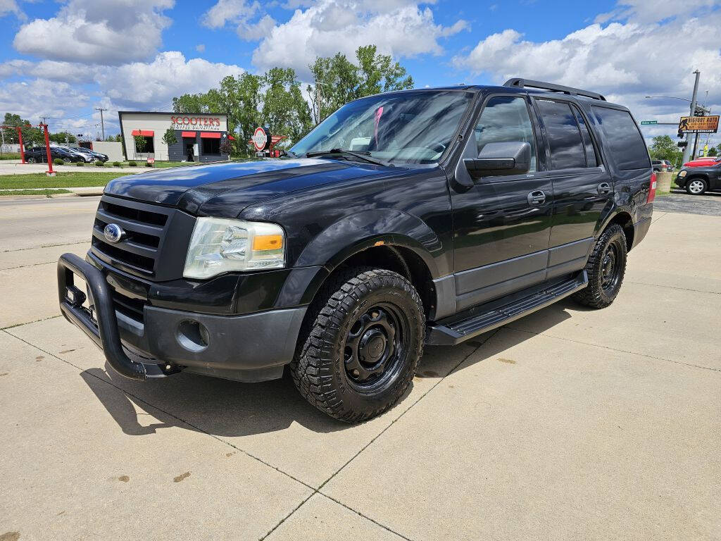 2010 Ford Expedition for sale in Hiawatha, IA Bigfoot Auto