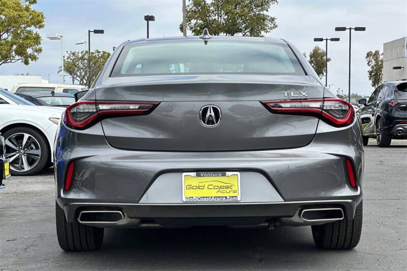 2025 Acura TLX w/Tech