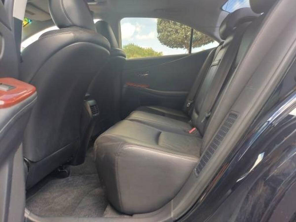 2010 Lexus HS 250h Sedan - $7,499