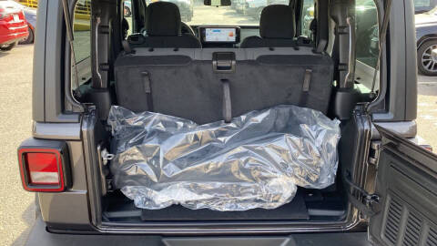 2025 Jeep Wrangler Sport S