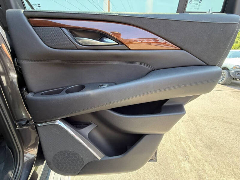 2018 Cadillac Escalade Premium Luxury