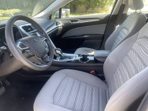 2016 Ford Fusion S