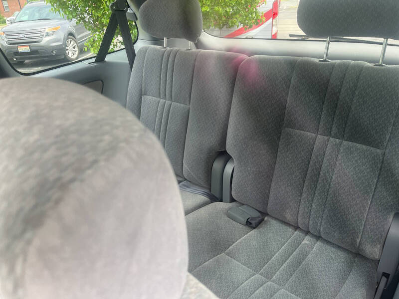 2002 Toyota Sienna CE