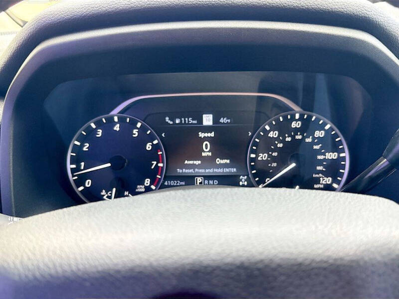 2021 Nissan Titan SV