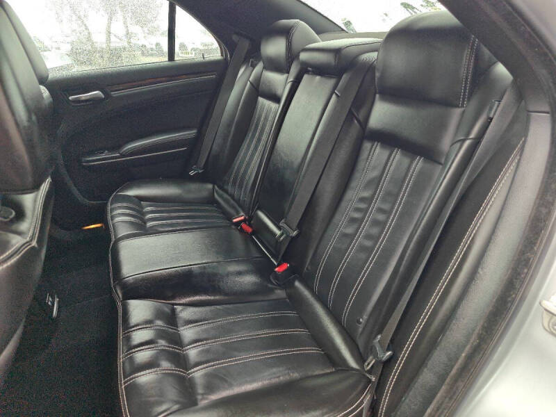 2023 Chrysler 300 S V6