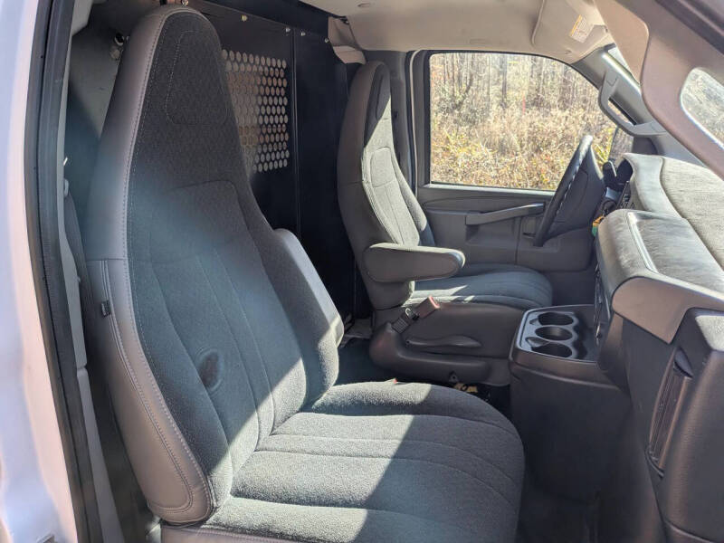 2024 Chevrolet Express 2500