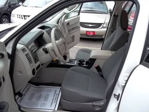 2011 Ford Escape XLS