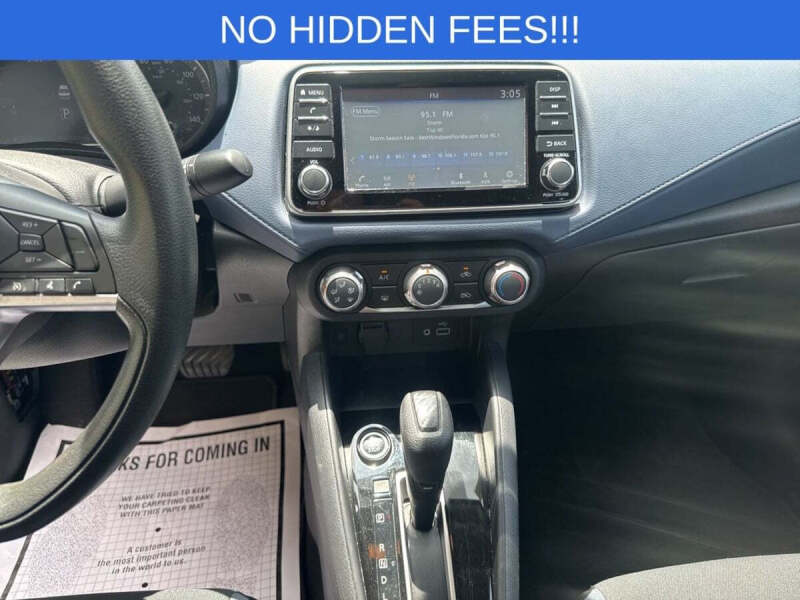 2024 Nissan Versa SV