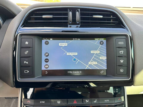 2017 Jaguar XE 25t Prestige