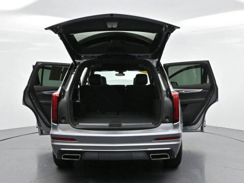 2025 Cadillac XT6 Luxury