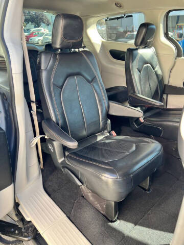 2018 Chrysler Pacifica Touring L