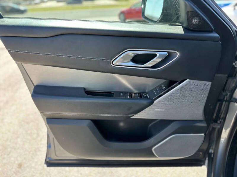 2018 Land Rover Range Rover Velar P250 R-Dynamic SE