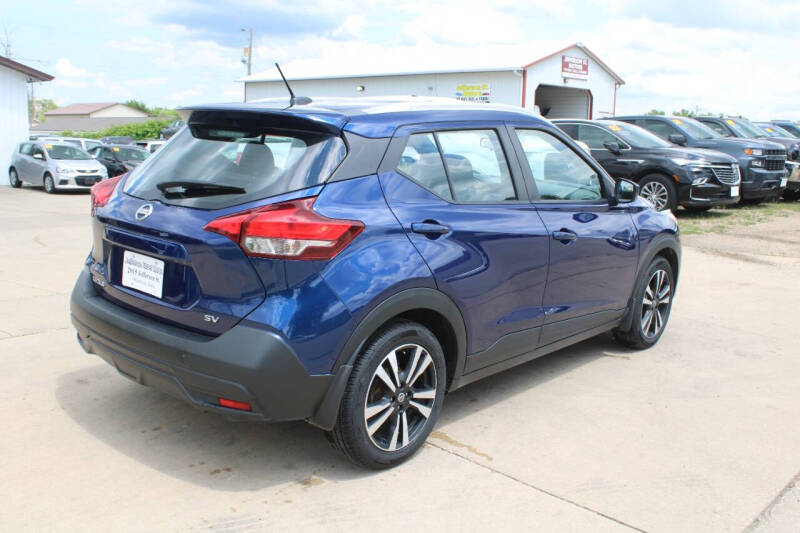 2019 Nissan Kicks SV