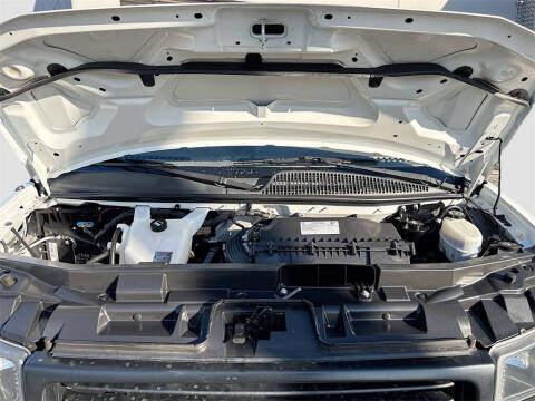 2022 GMC Savana 2500