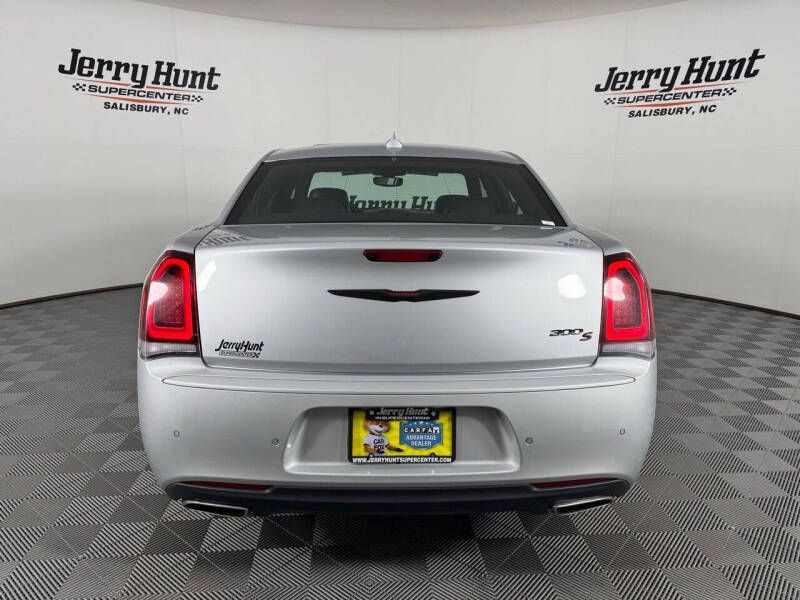 2023 Chrysler 300 S V6