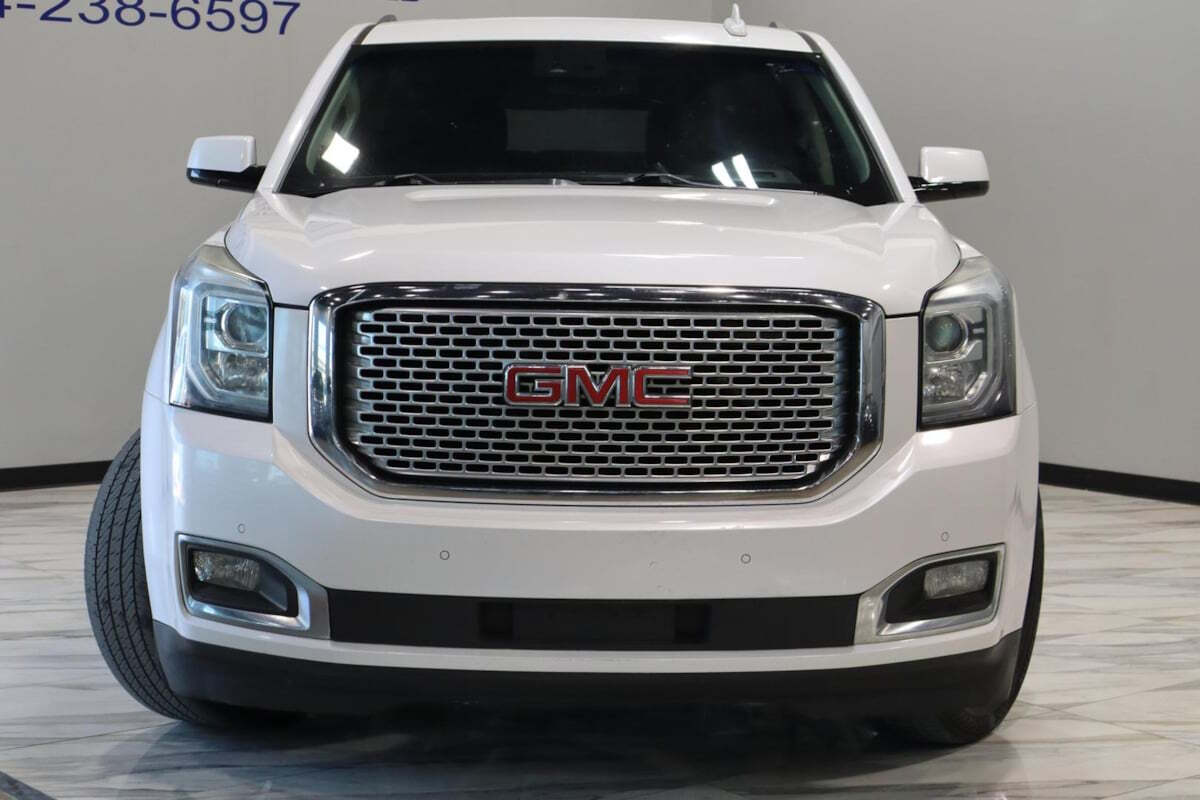 2016 GMC Yukon XL for sale at IMD MOTORS, INC in Dallas, TX