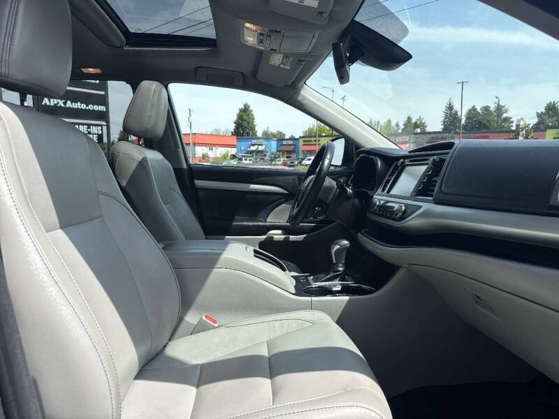 2017 Toyota Highlander XLE