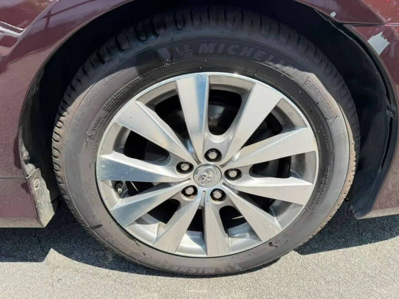 2011 Toyota Avalon Limited