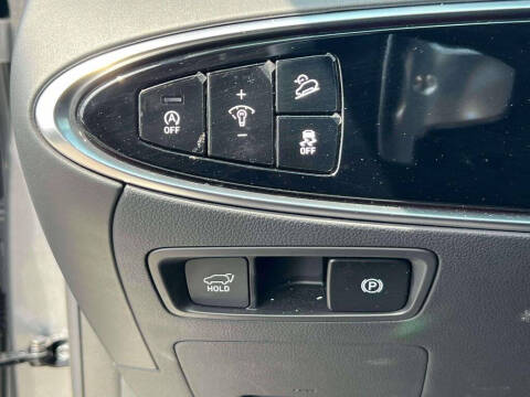 2023 Genesis GV70 2.5T Standard