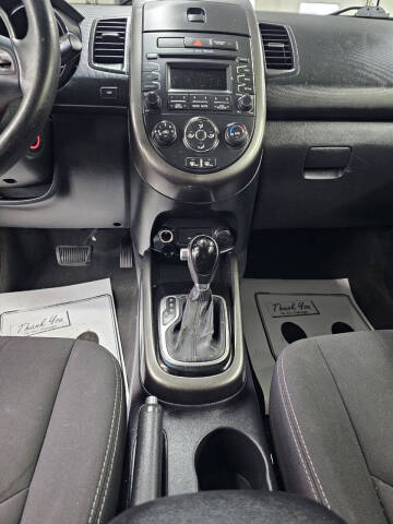 2012 Kia Soul +