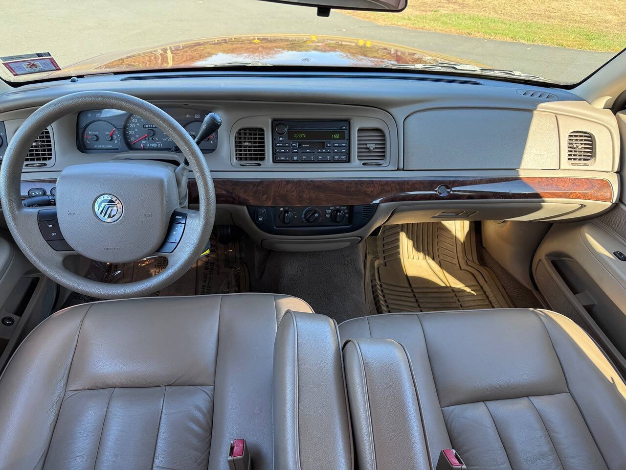 2005 Mercury Grand Marquis 11