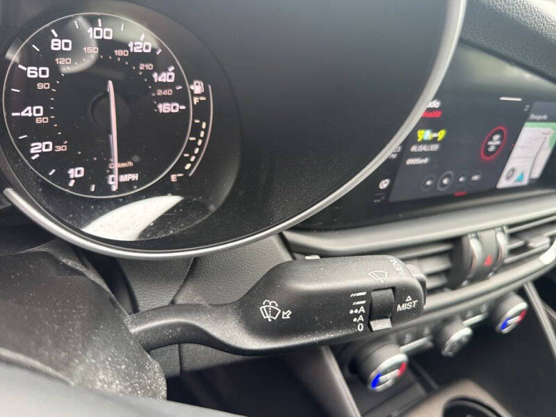 2023 Alfa Romeo Giulia Ti