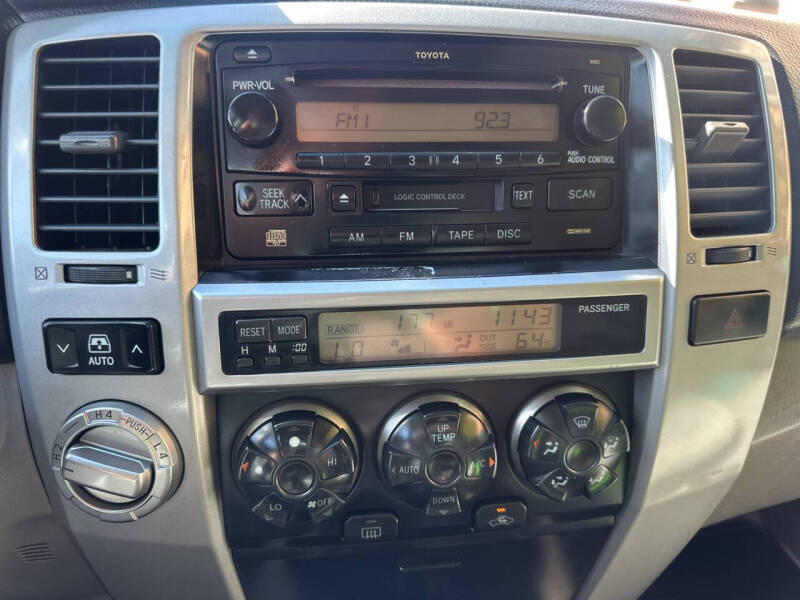 2004 Toyota 4Runner SR5