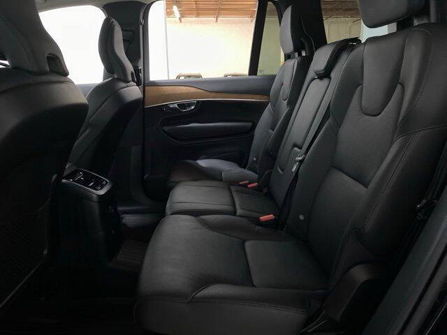 2025 Volvo XC90 T8 Plus Bright Theme 7P