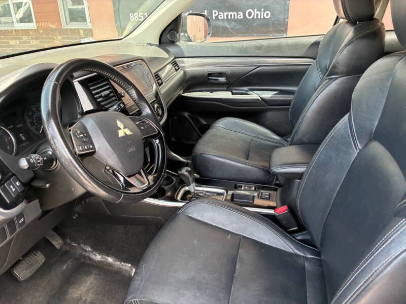 2019 Mitsubishi Outlander SE