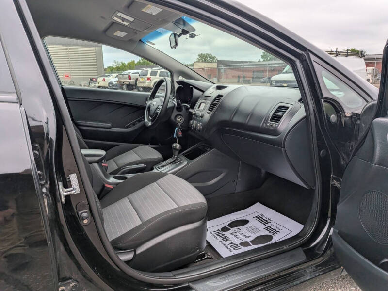 2016 Kia Forte5 LX