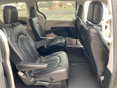 2019 Chrysler Pacifica Touring Plus
