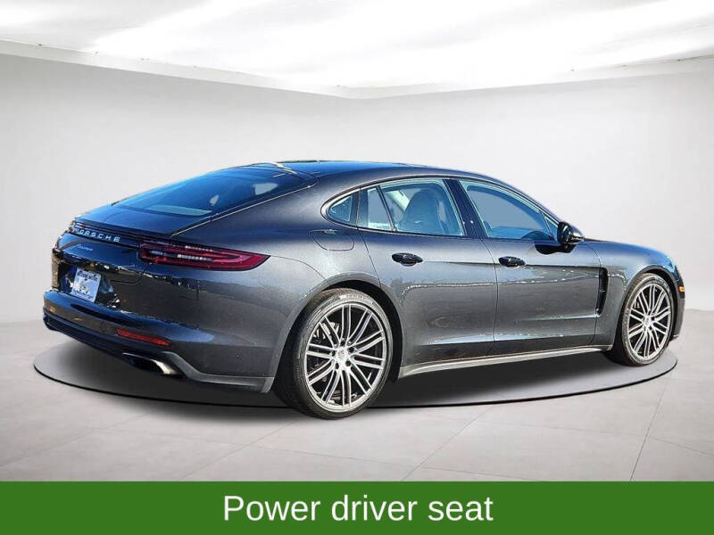 2018 Porsche Panamera