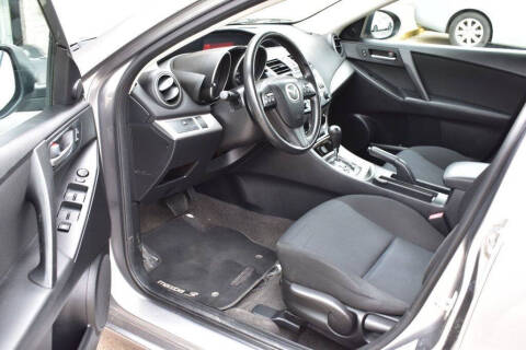 2011 Mazda MAZDA3 i Touring