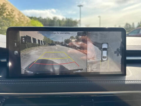 2025 Genesis G70
