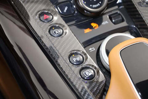 2023 Aston Martin DBX 707