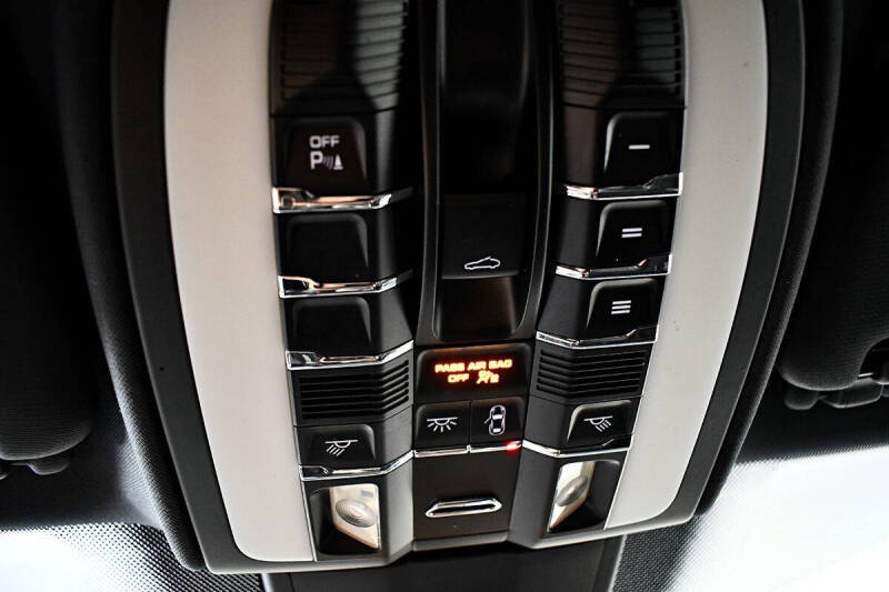 2015 Porsche Cayenne S