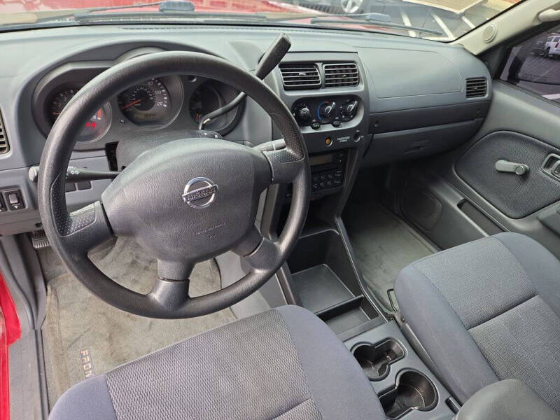 2002 Nissan Frontier XE