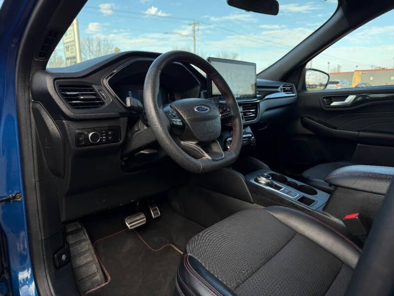 2023 Ford Escape ST-Line