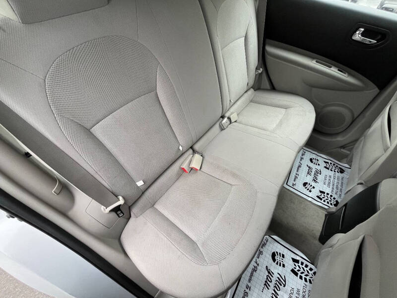 2014 Nissan Rogue Select S