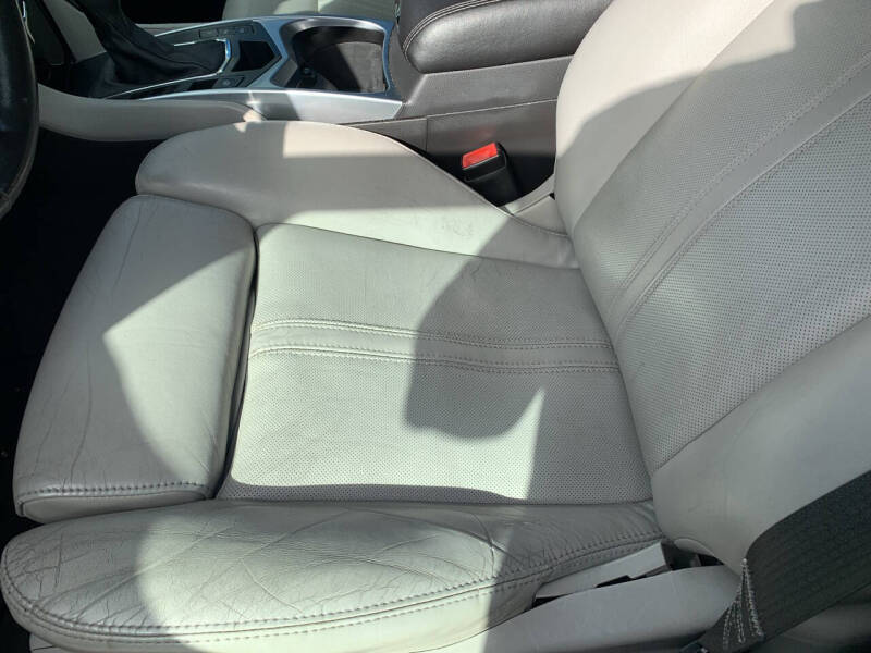 2016 Cadillac SRX Performance Collection