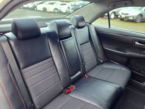 2016 Toyota Camry SE