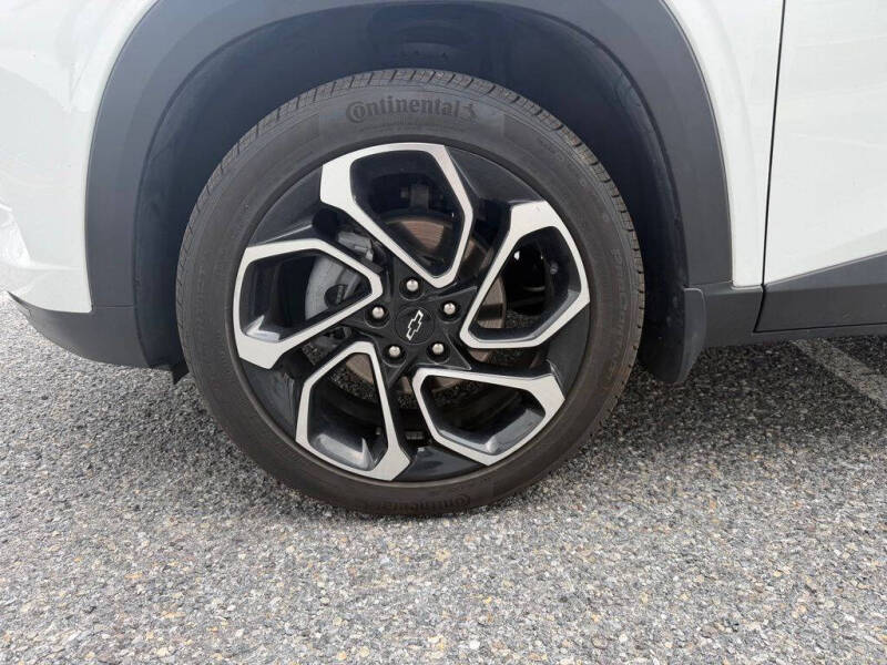 2025 Chevrolet Trax RS