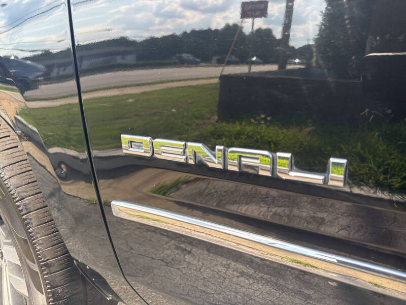 2017 GMC Yukon XL Denali