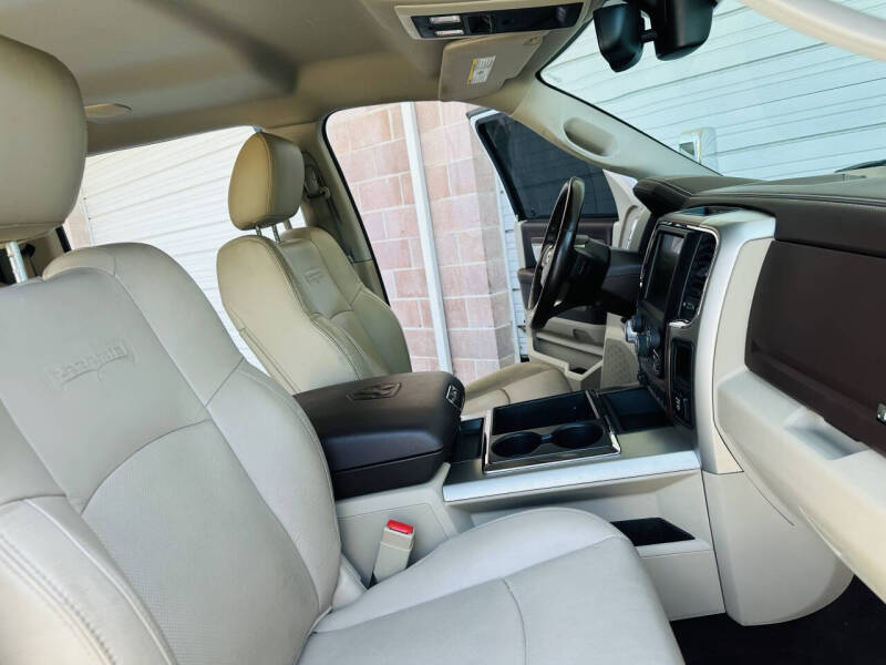 2014 RAM 1500 Laramie