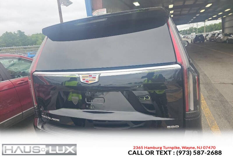 2023 Cadillac Escalade ESV Premium Luxury