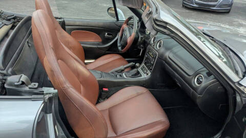 2002 Mazda MX-5 Miata SE