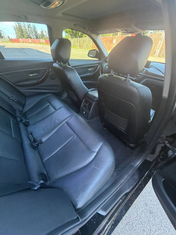 2013 BMW 3 Series 328i
