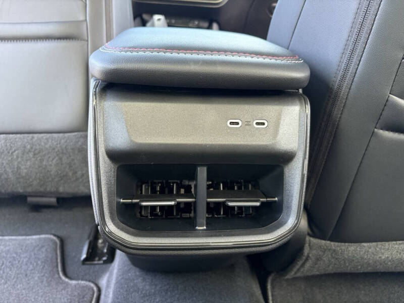 2025 Dodge Charger Daytona R/T