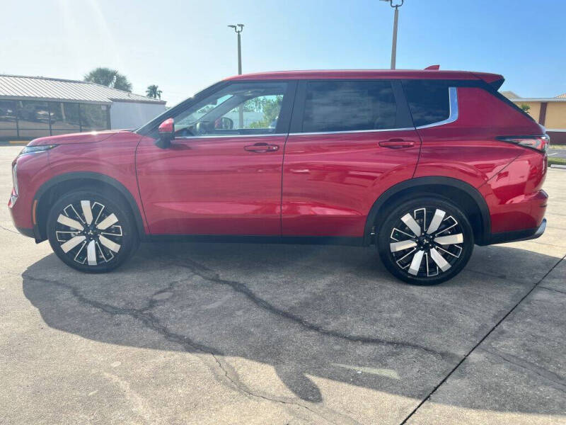 2026 Mitsubishi Outlander SE