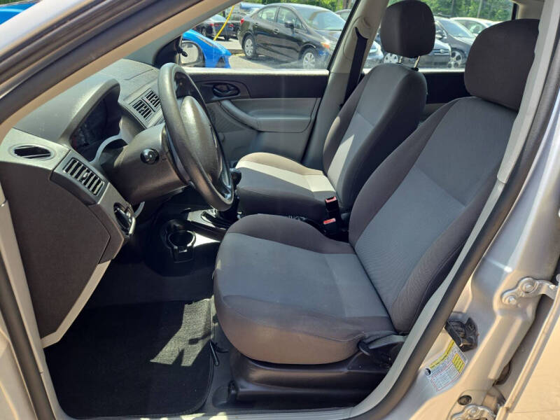 2006 Ford Focus ZX4 S